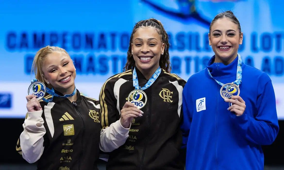 Campeonato Brasileiro de Ginástica: Lorrane Oliveira e Caio Souza brilham