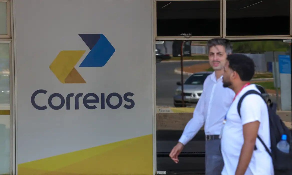 Governo prevê aporte de R$ 6 bilhões nos Correios para 2027