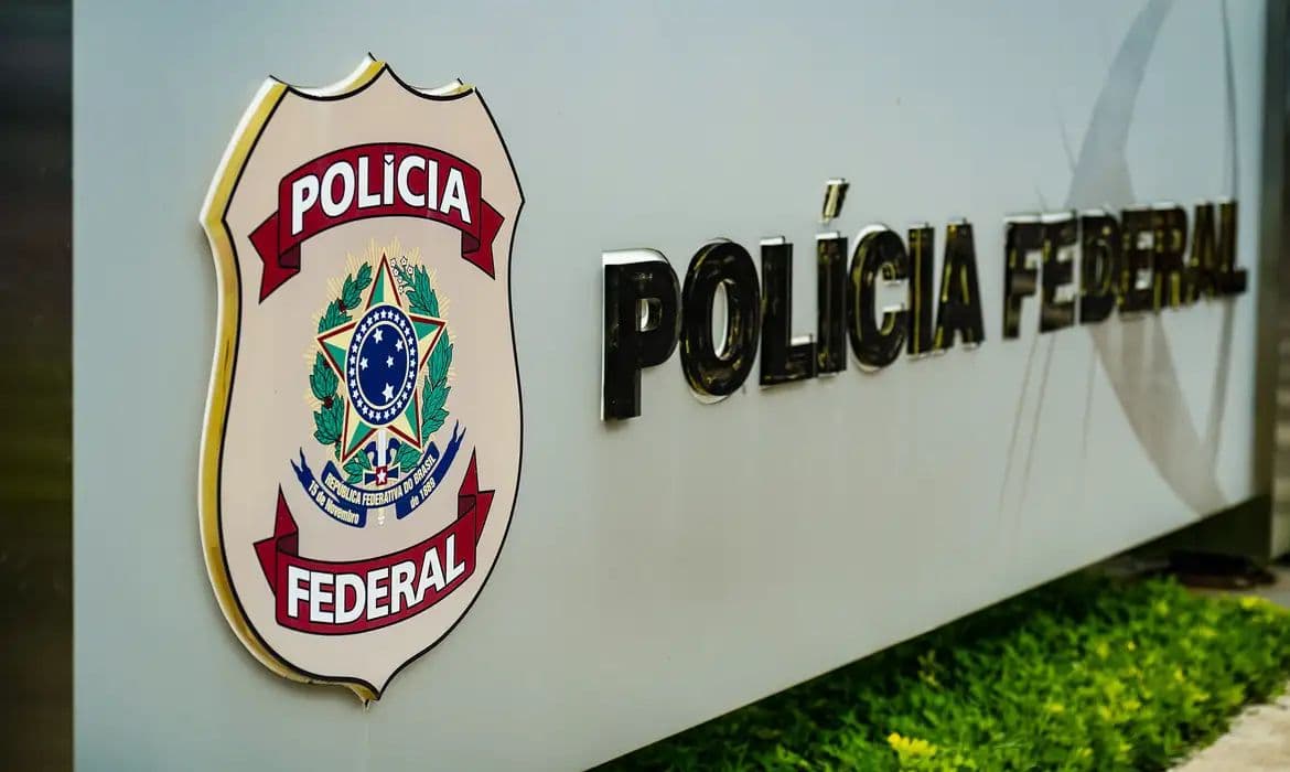 Polícia Federal apreende R$ 2,8 milhões em crimes eleitorais no primeiro turno