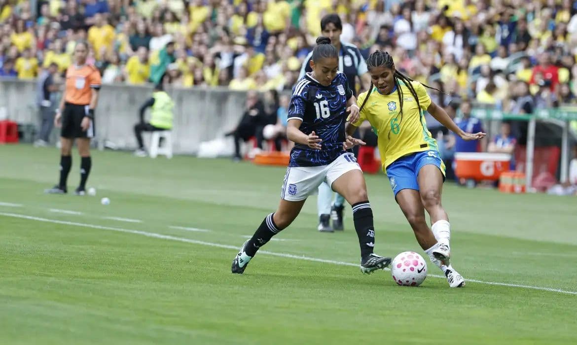 Seleção Brasileira Feminina encara Argentina em Recife após cortes no elenco