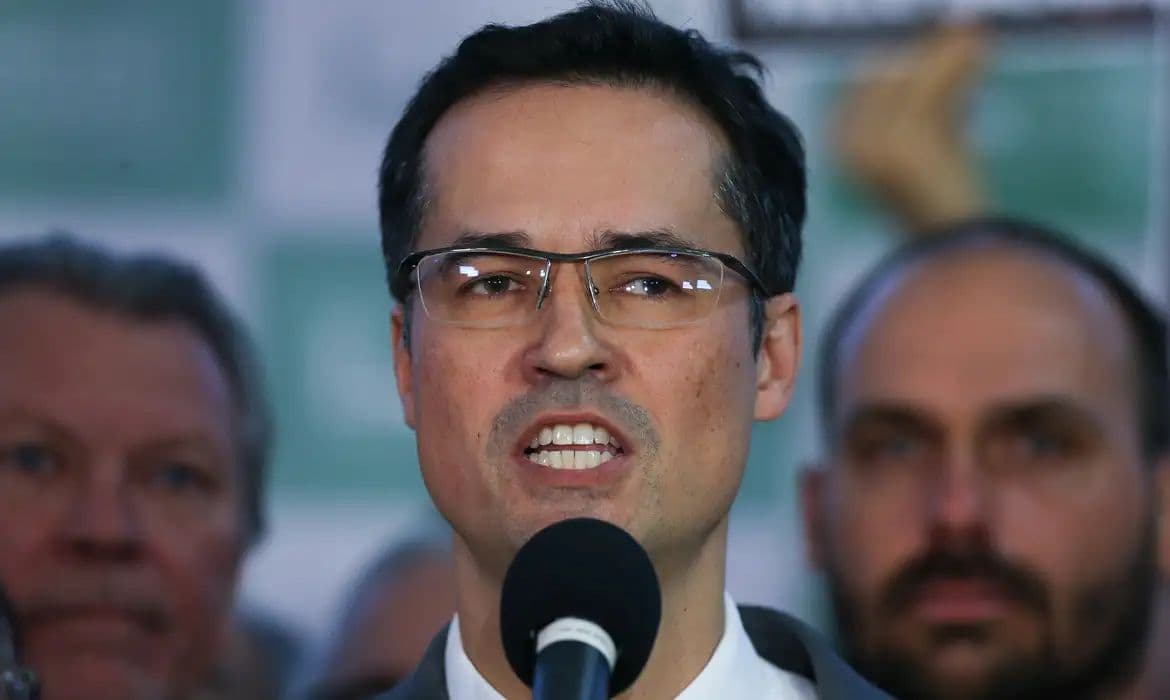 TSE avalia validade da candidatura de Deltan Dallagnol ao Senado