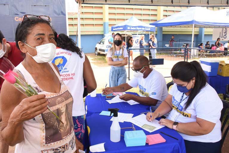 Cidade Estrutural recebe equipes de vacinação neste sábado