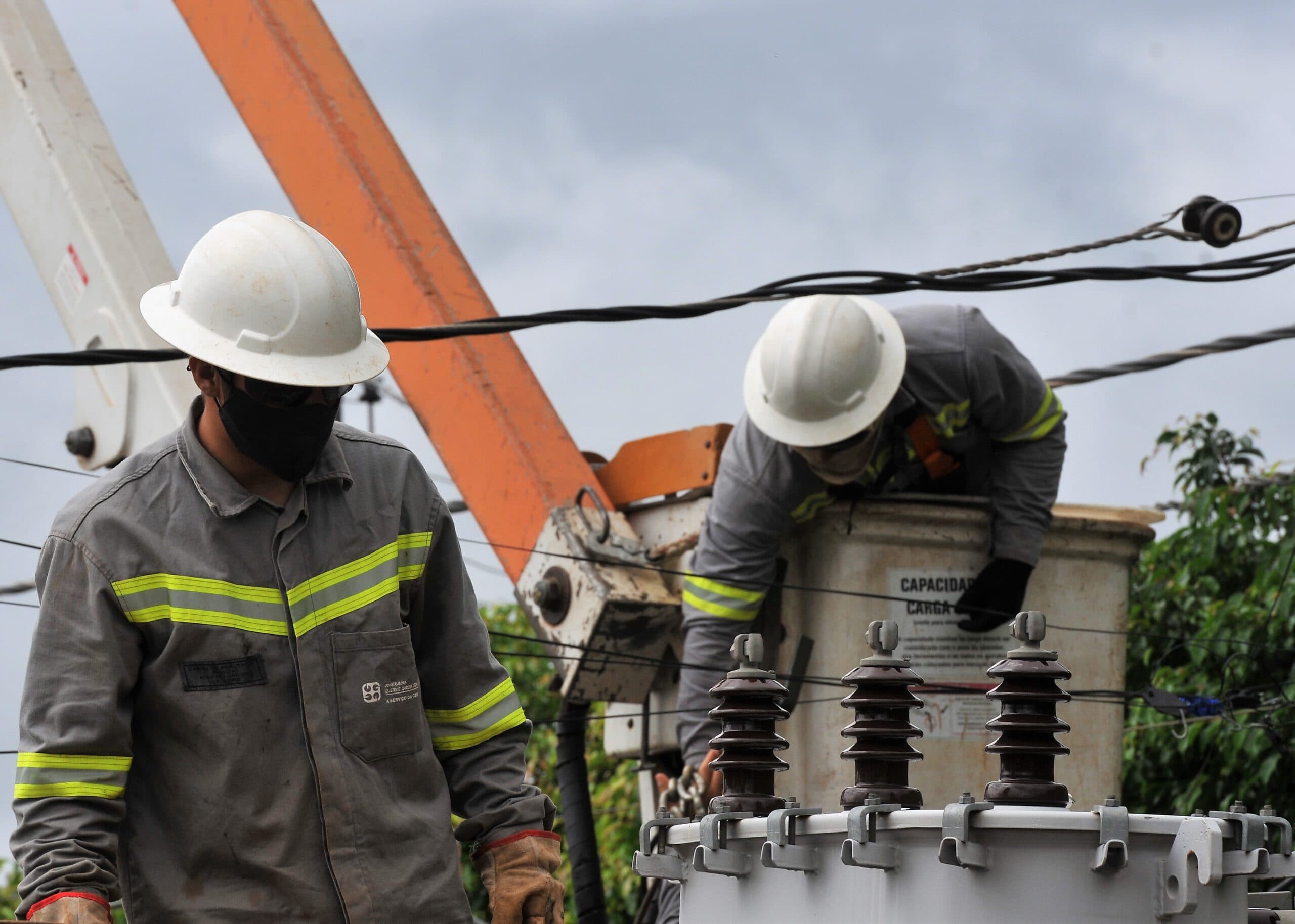Serviços suspendem energia em quatro cidades nesta quarta (9)