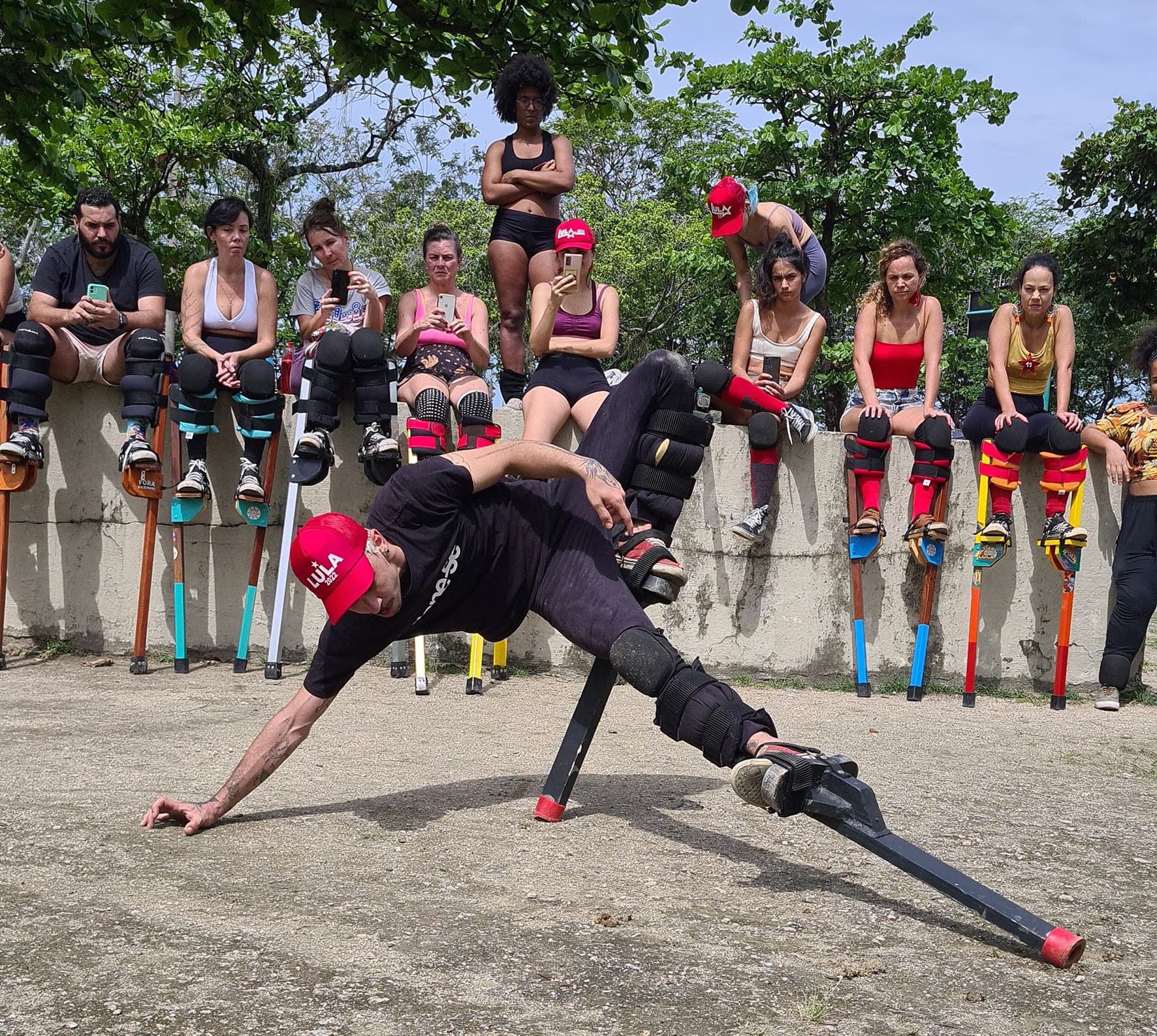 Curso online e gratuito de circo e teatro recebe inscrições até terça (29)