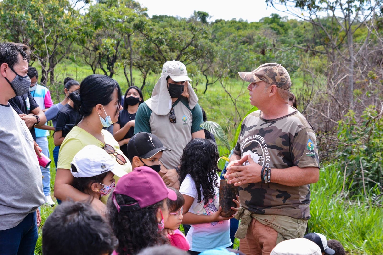 Dia da Consciência Ambiental tem plantio de mudas no parque Veredinha