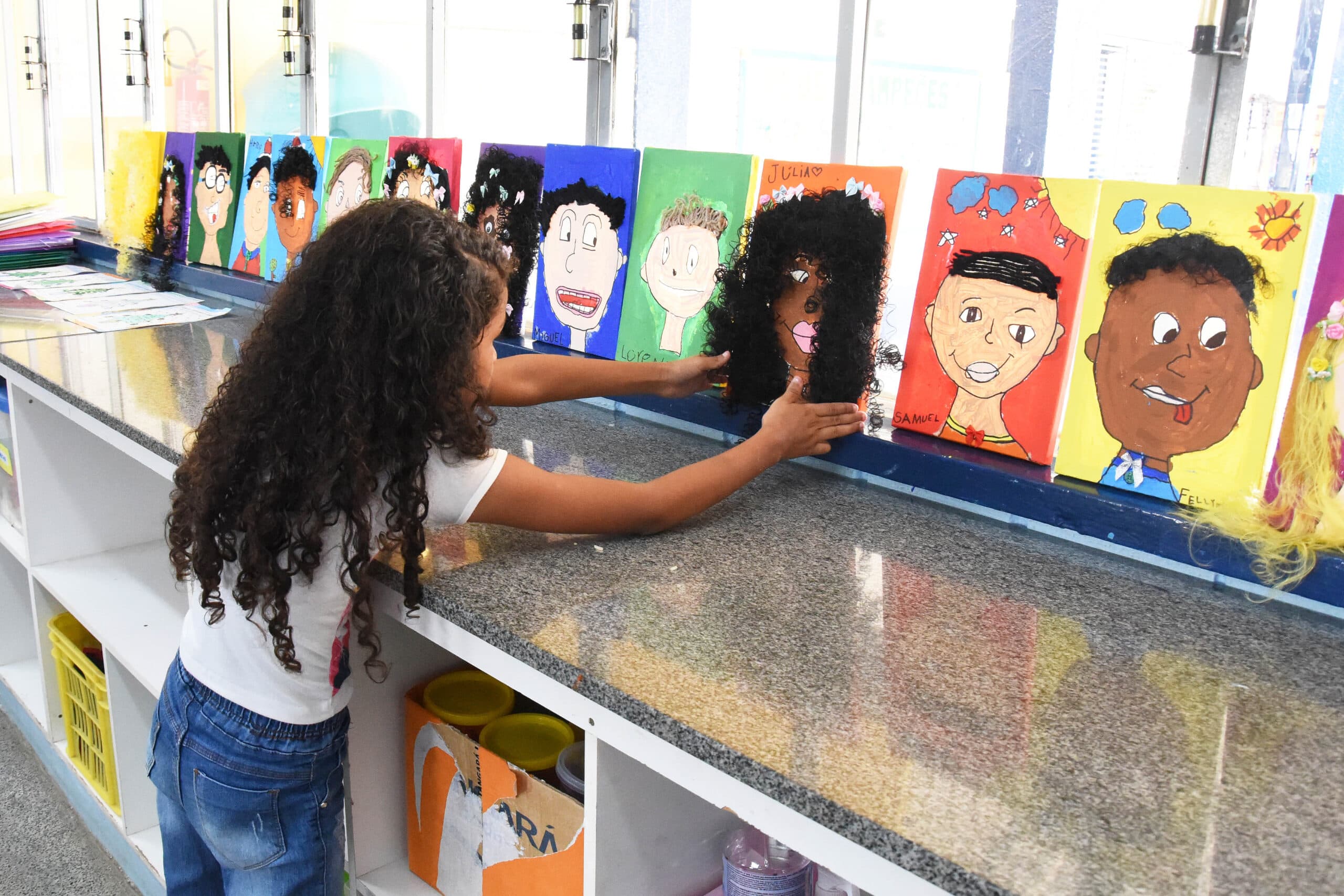 Escolas da rede pública trabalham a luta contra o racismo o ano inteiro