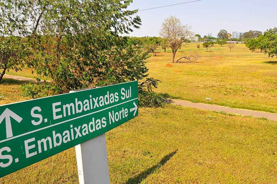 Audiência discute extensão de uso de lote no Setor de Embaixadas Norte