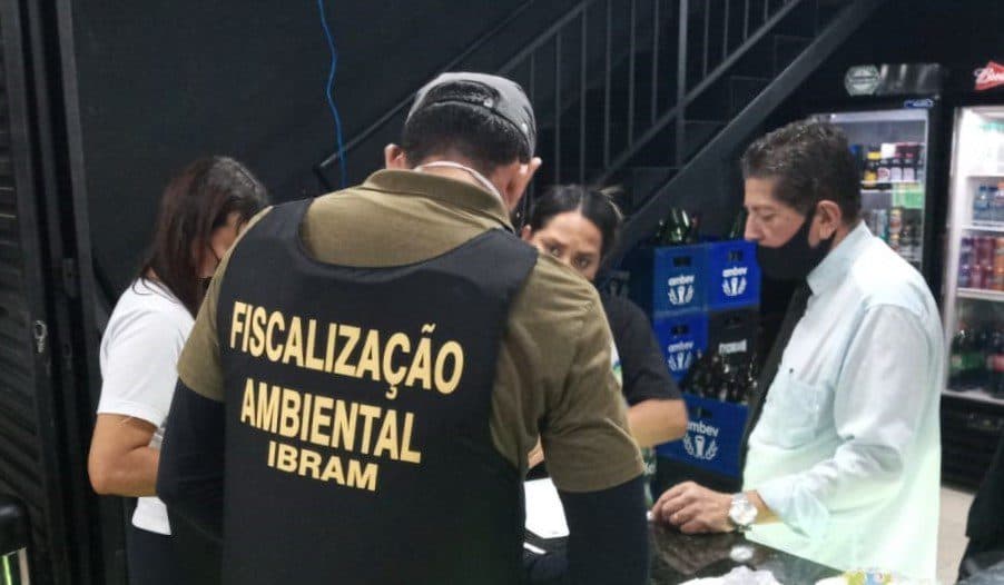 Orientação sobre legislação ambiental em Santa Maria