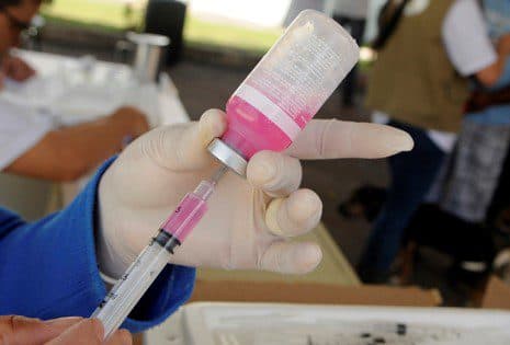 Vacina antirrábica disponível nos núcleos de Vigilância Ambiental