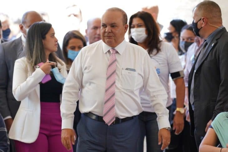 Acaba a exigência de uso de máscara no DF
