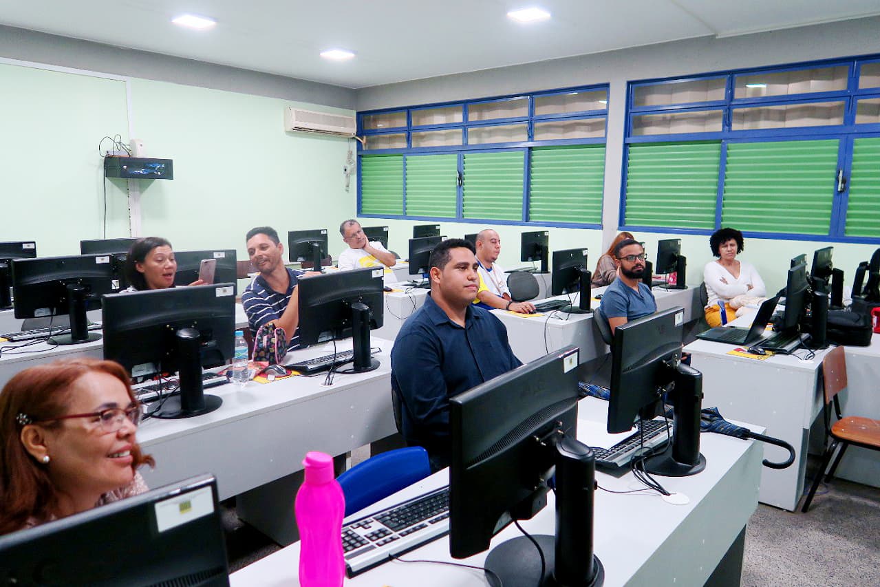 Mais de quatro mil vagas em cursos técnicos são oferecidas no DF