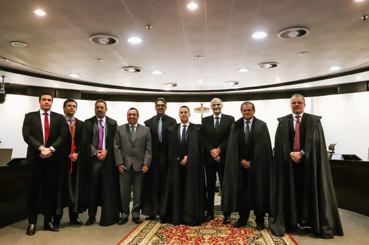 Novo conselheiro substituto toma posse em tribunal