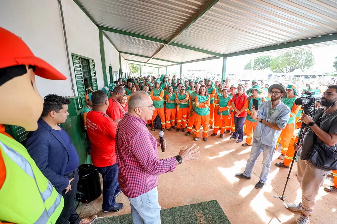 SLU promove Dia Sem Lixo para conscientizar população