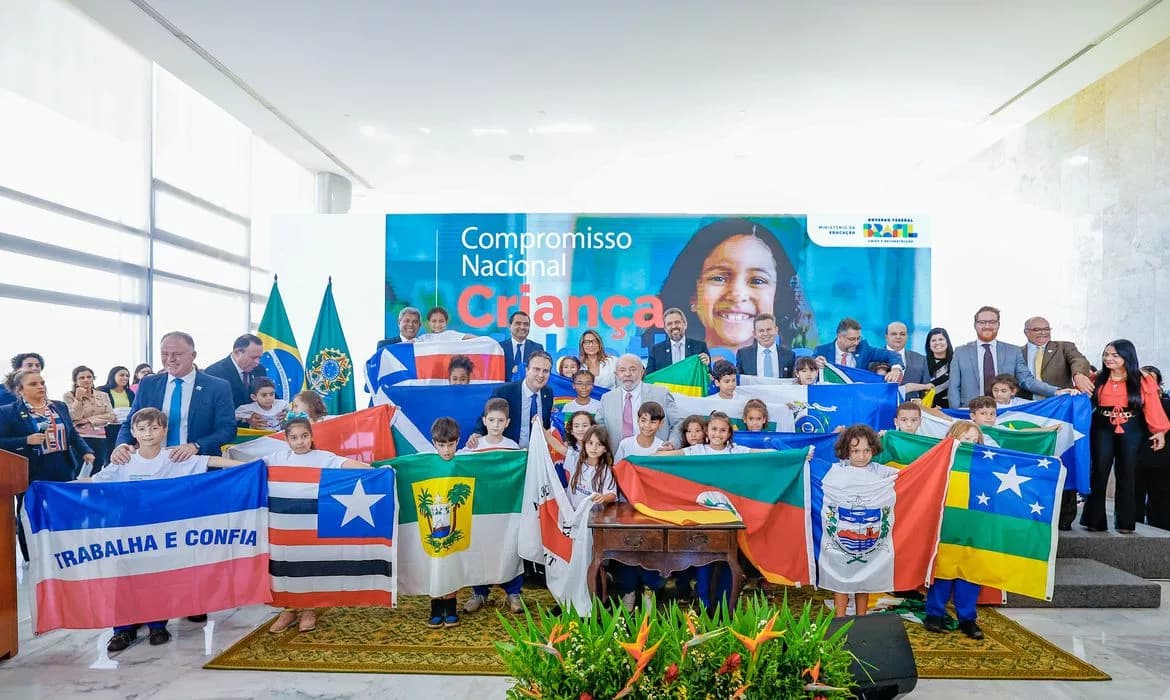 Política de alfabetização já tem adesão de todos os estados e do DF