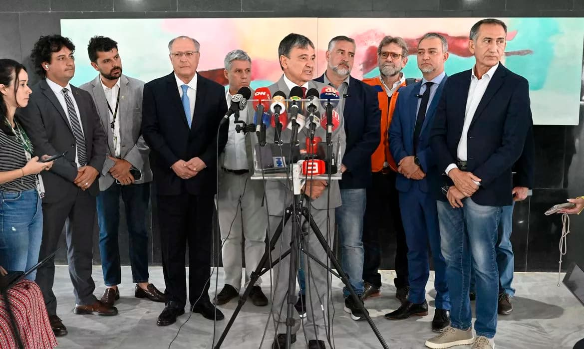 Governo anuncia auxílio emergencial para cidades afetadas por ciclone