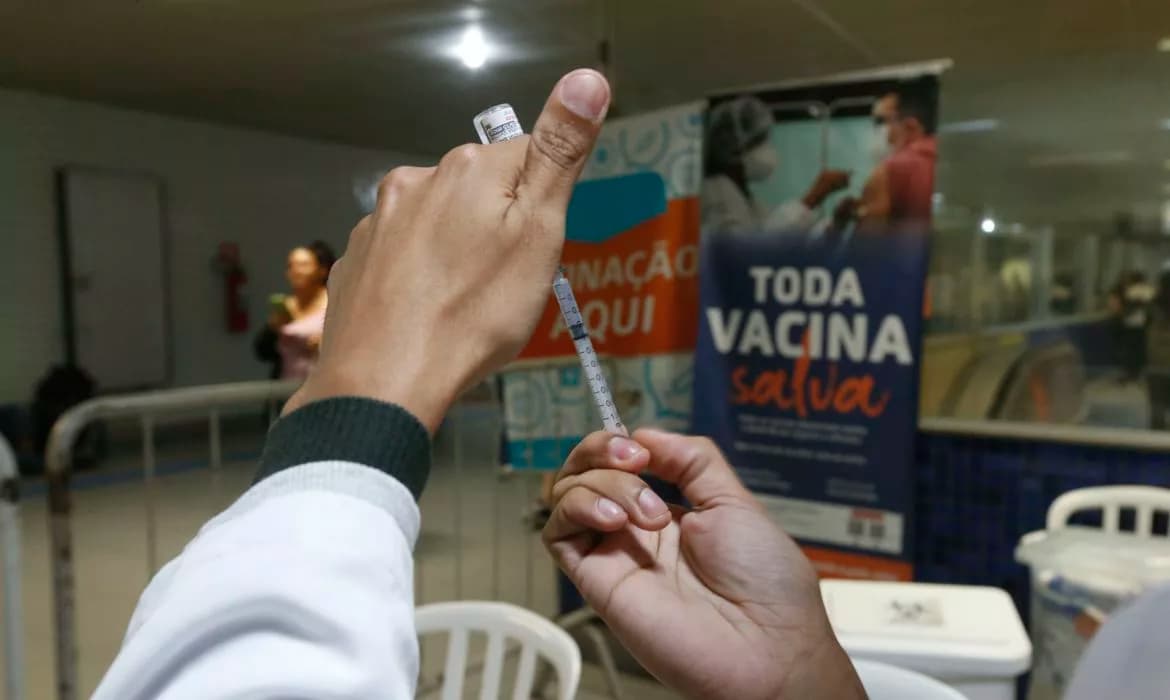 InfoGripe mantém alerta para aumento de casos de covid-19