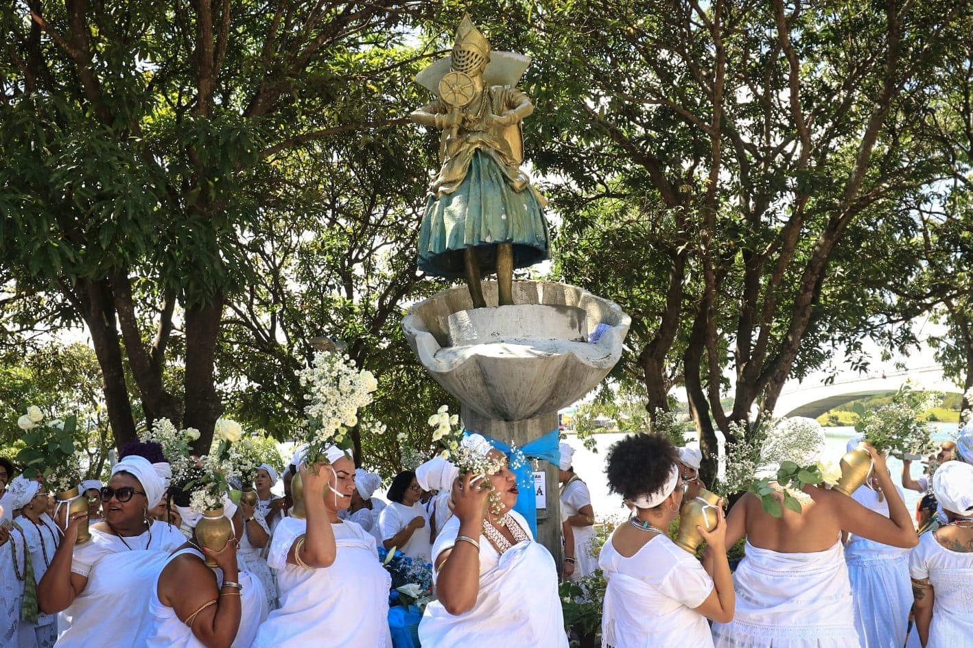 Circuito de Culturas Populares celebra samba e yabás na Praça dos Orixás