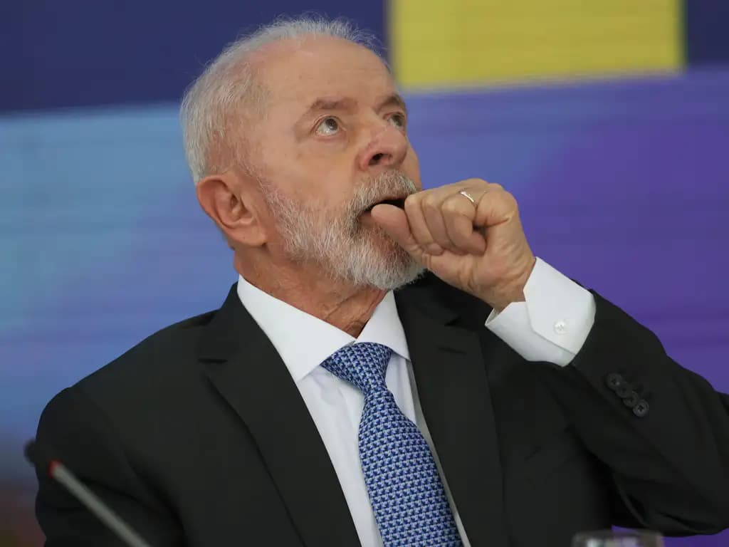 Lula participa da posse de Claudia Sheinbaum no México e reforça laços econômicos