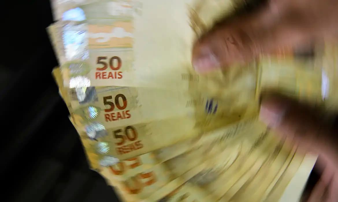 Governo Esclarece Boatos e Nega Confisco de Valores Esquecidos em Bancos