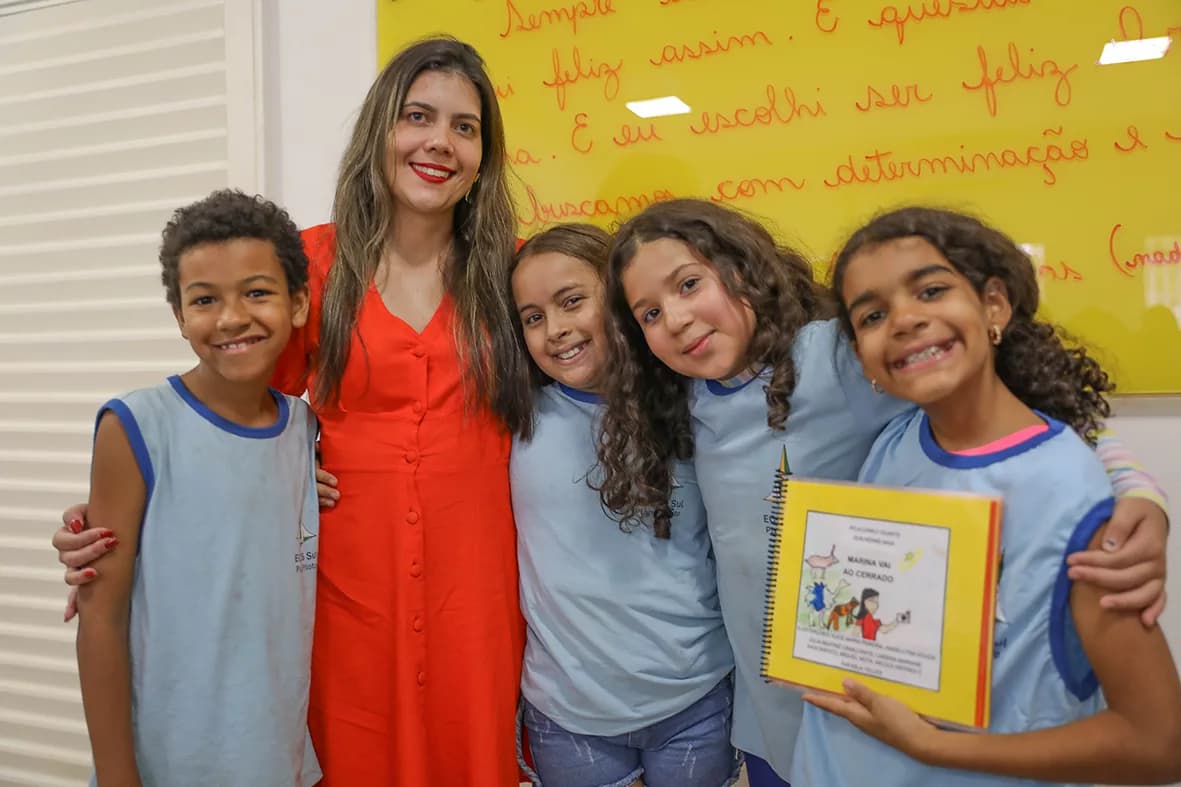 Dia do Professor: Celebrando a Dedicação e o Impacto dos Educadores do DF
