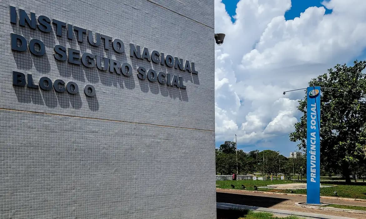 INSS recebe devolução de quase R$ 8 bilhões em benefícios não sacados