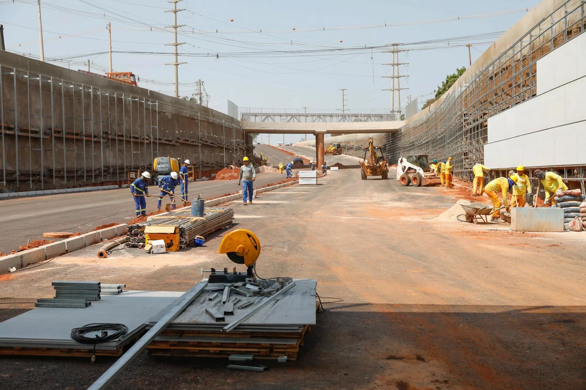 Obras de mobilidade no DF avançam e beneficiam mais de 400 mil motoristas
