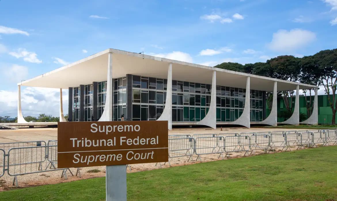 STF recebe defesas de 17 acusados em trama golpista