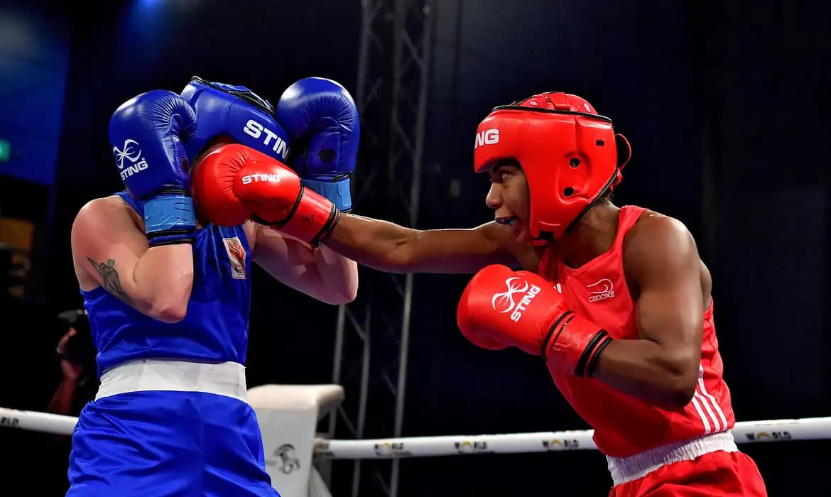 Brasil brilha na Copa do Mundo de Boxe com quatro ouros e lidera quadro de medalhas