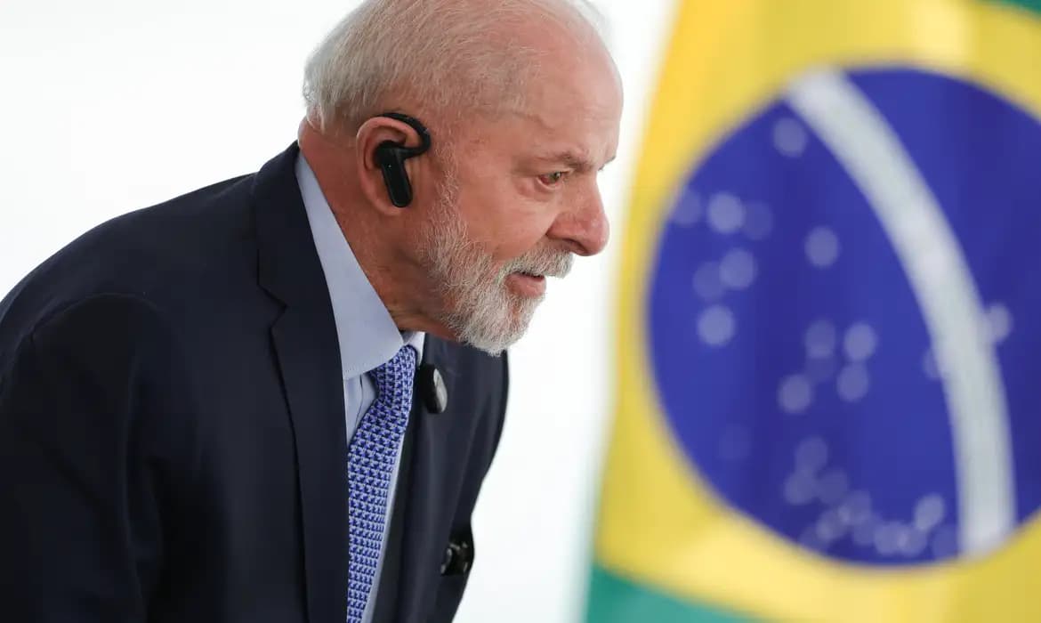 Lula promete redução do custo de vida e alimentos mais acessíveis