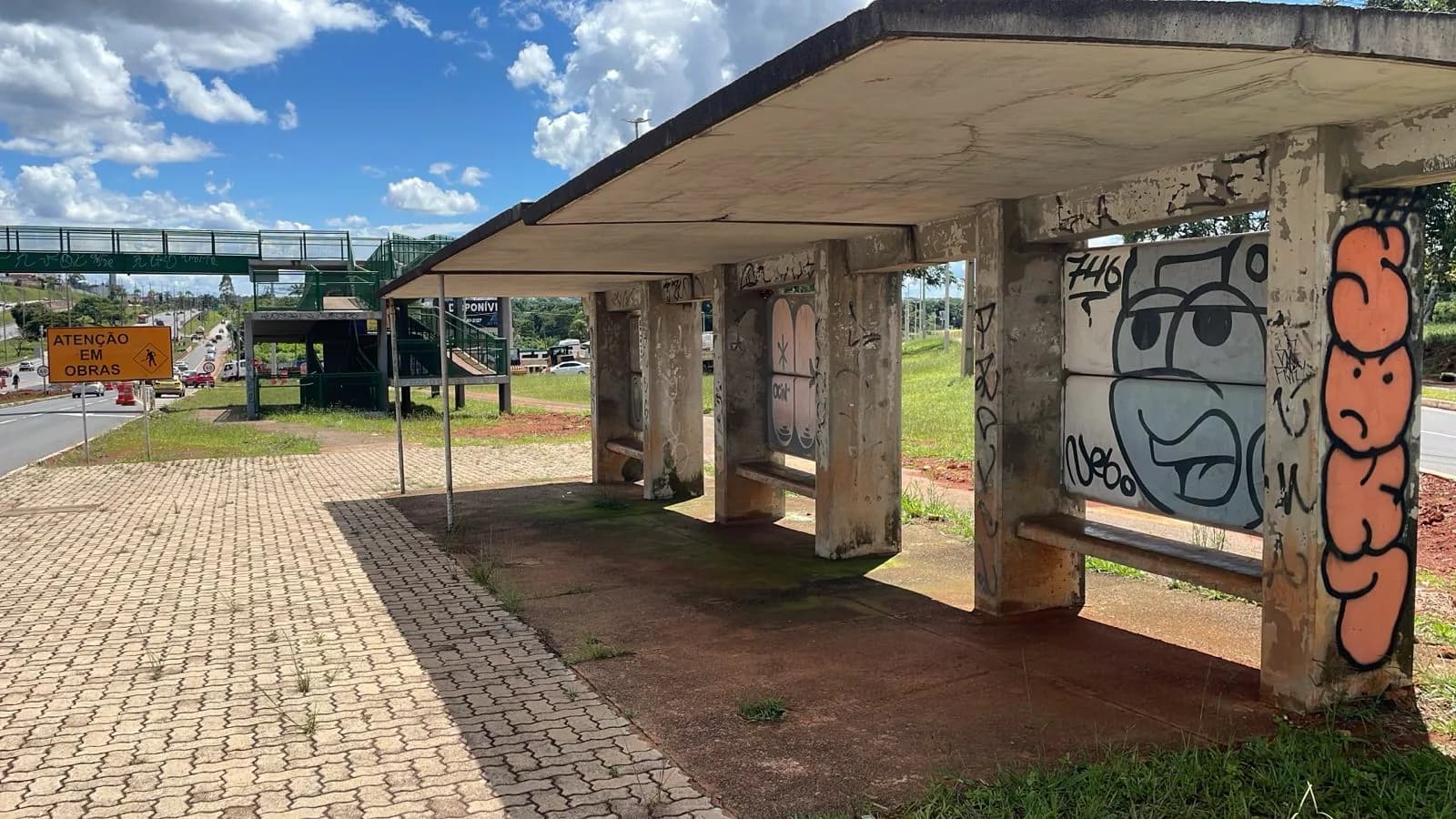 Parada de ônibus na EPTG será interditada para obras a partir desta terça-feira