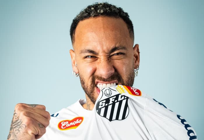Torcida do Santos esgota ingressos para reestreia de Neymar na Vila Belmiro
