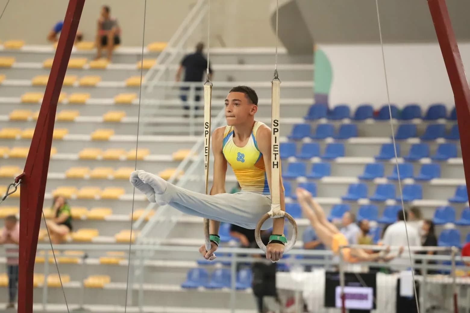 Estudante do DF disputará mundial de ginástica artística na Sérvia
