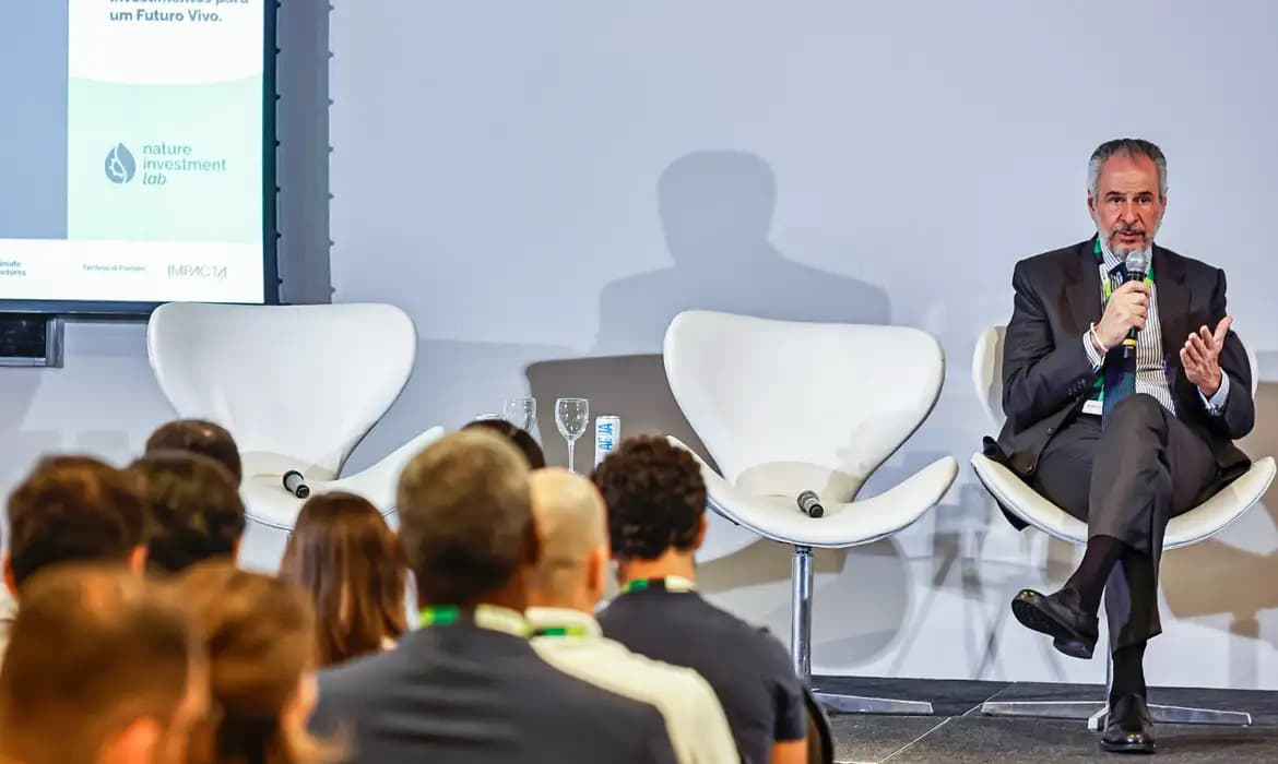 Brasil apresenta novas propostas de financiamento climático e fortalece protagonismo na COP30