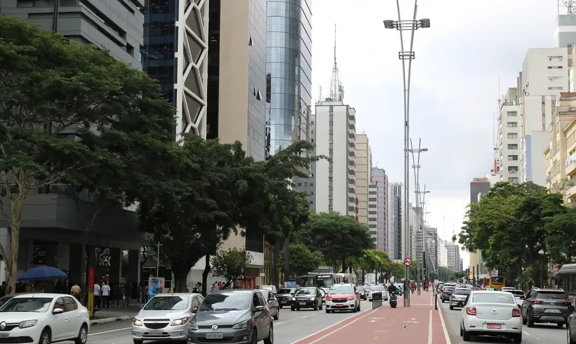 São Paulo esquenta: sábado com sol e 23°C