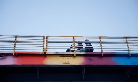 Mototáxi: São Paulo proíbe e Rio regulamenta entre riscos e mobilidade