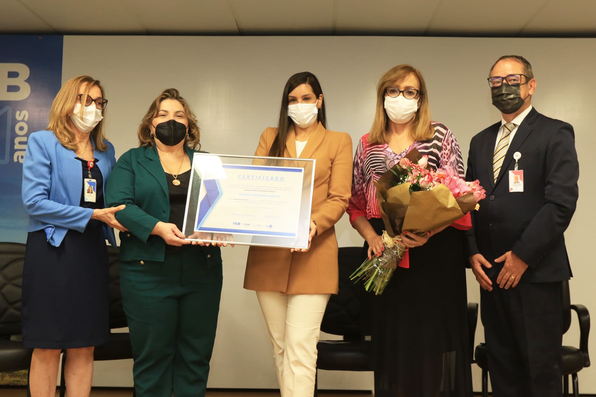 Primeira-dama recebe título de madrinha social do Hospital da Criança