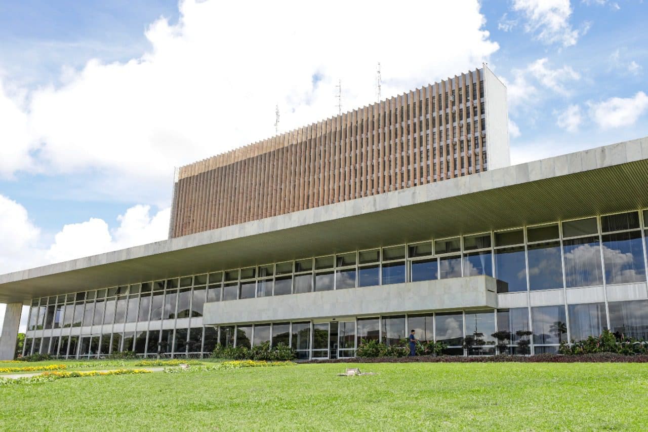 Orçamento de 2023: R$ 22,9 bilhões vão para Segurança, Saúde e Educação