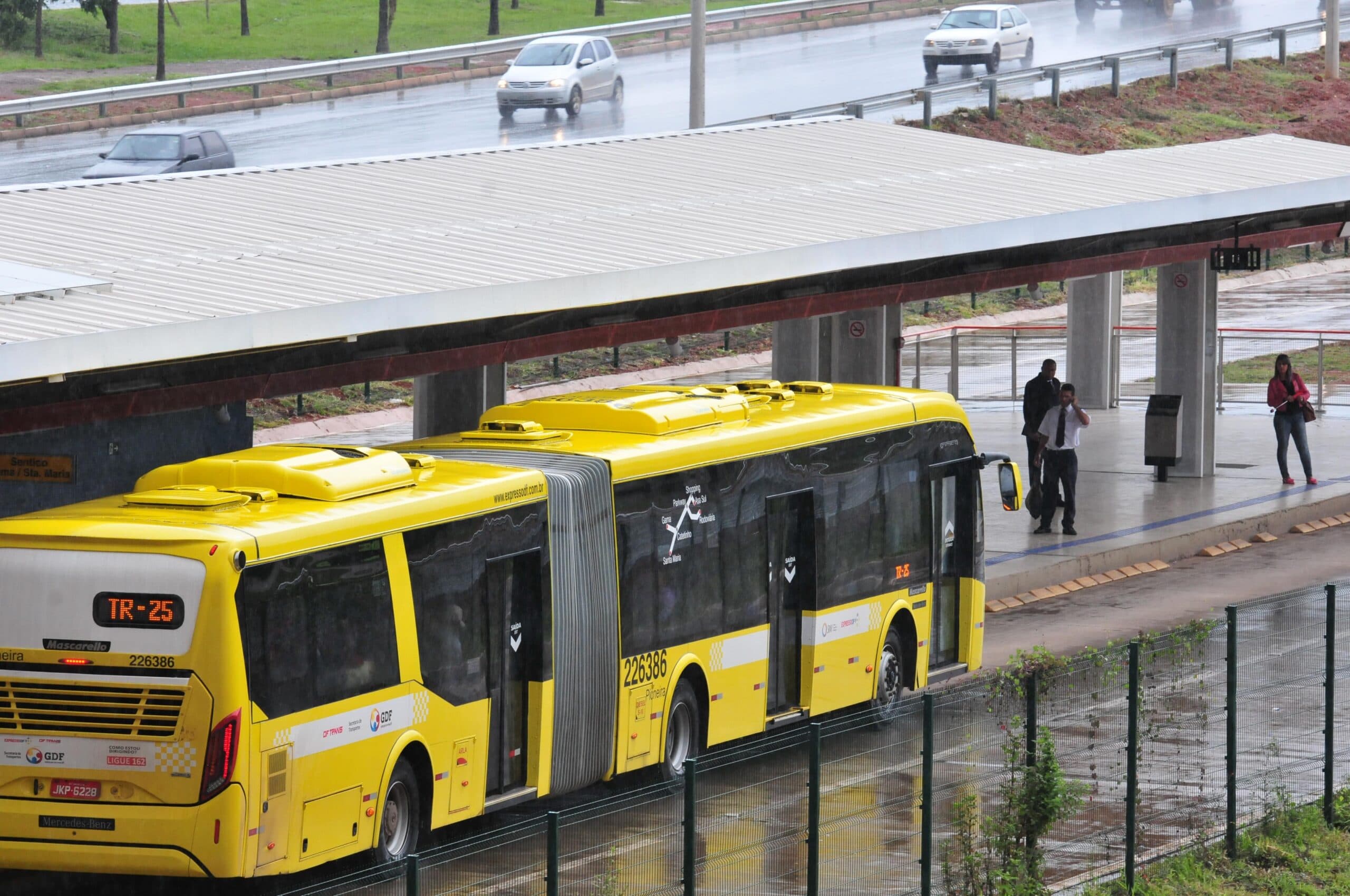 Ônibus que ligam aeroporto ao BRT Park Way circularão aos fins de semana