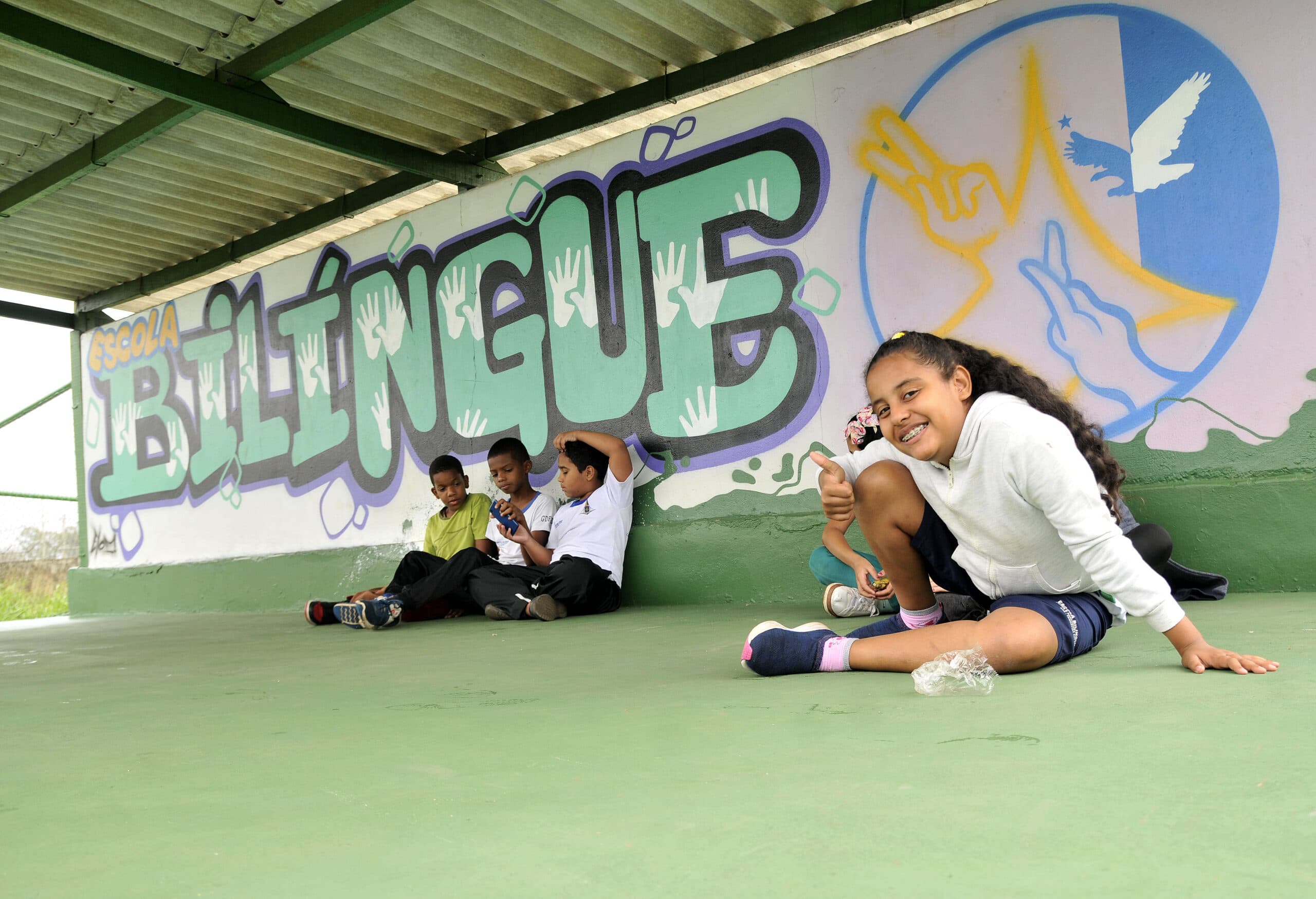 Escola bilíngue de Libras do DF atende cerca de 90 alunos