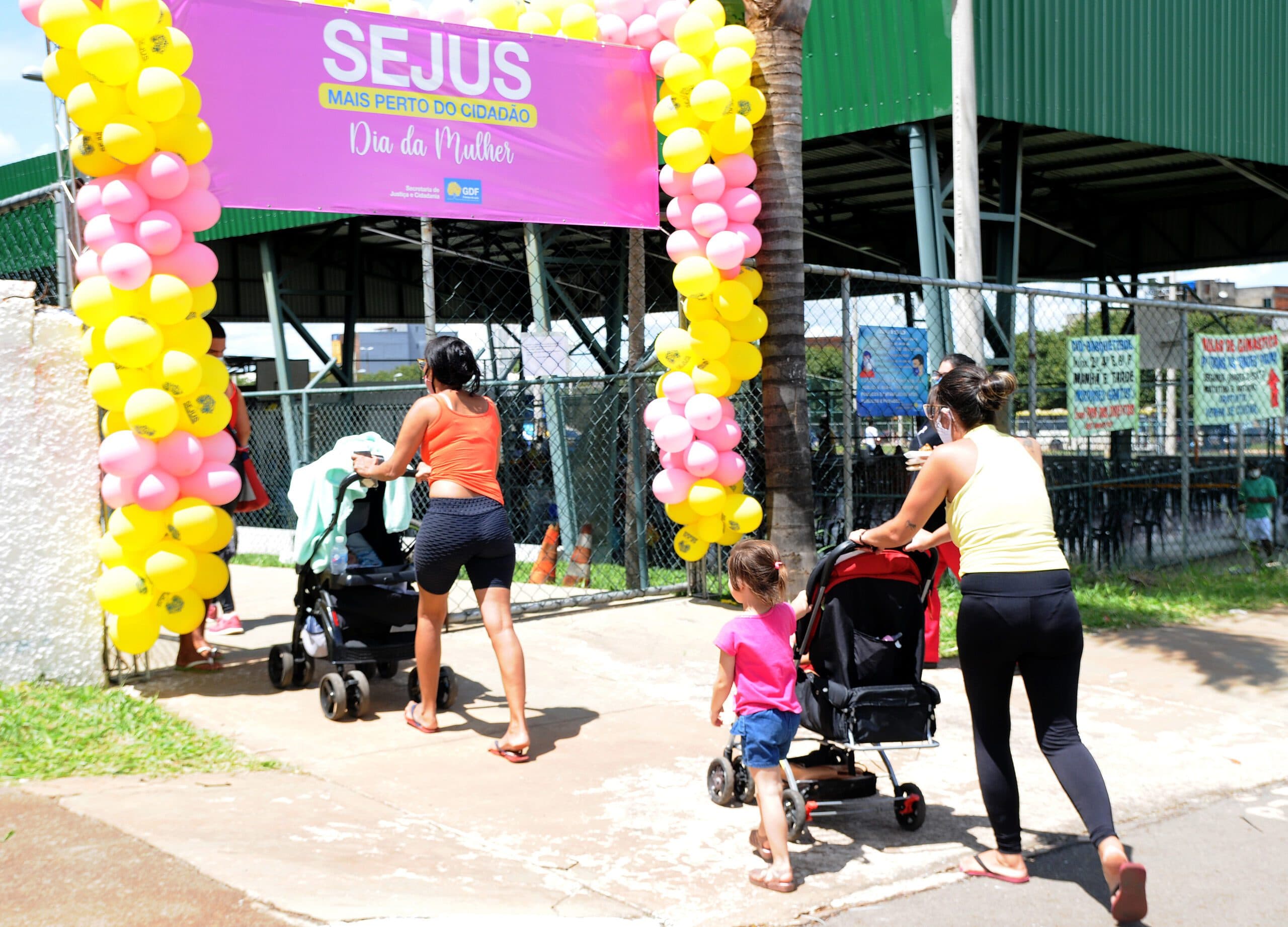 Sejus Mais Perto do Cidadão estaciona em Ceilândia