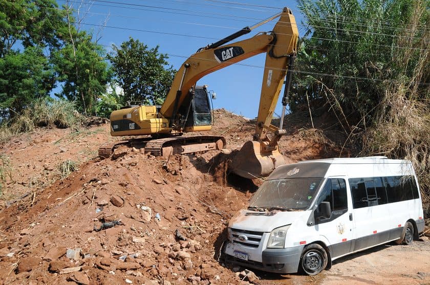 GDF faz intervenção na Vila Kanegae após deslizamento