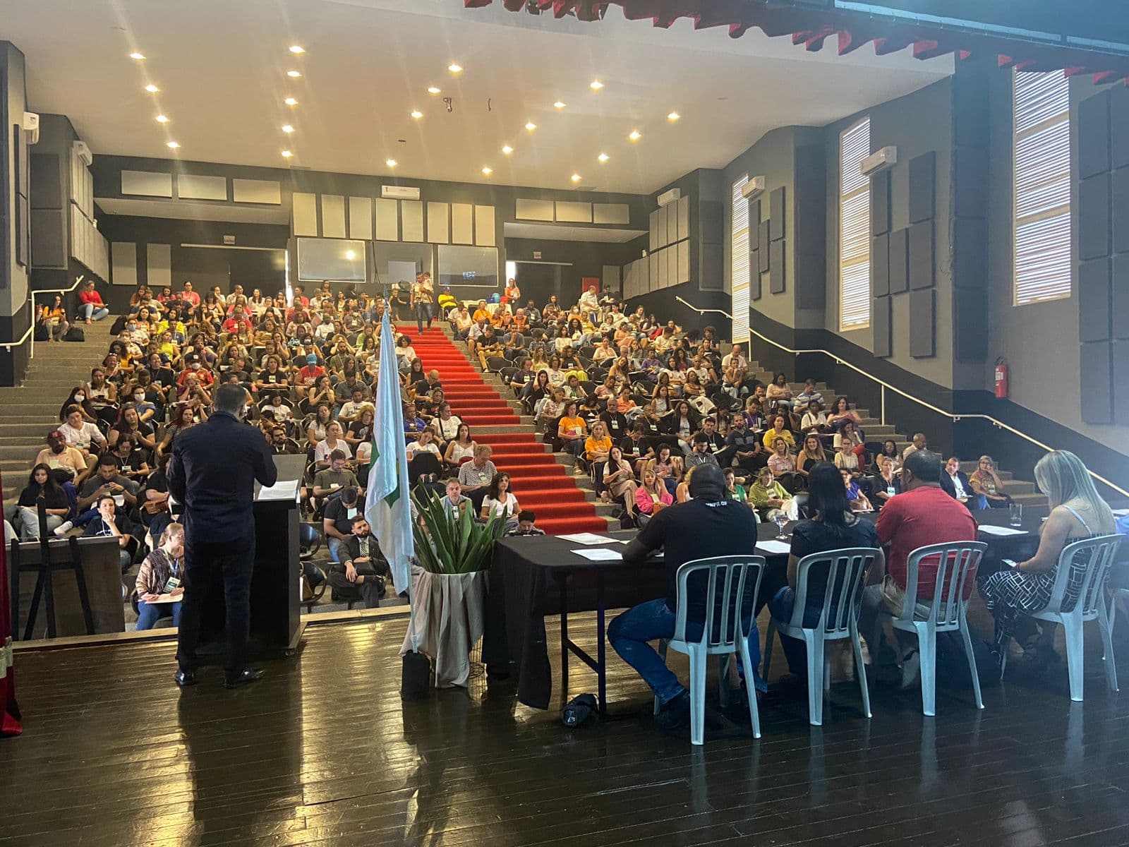 Conferência de saúde debate políticas públicas nas regiões Norte e Sudoeste