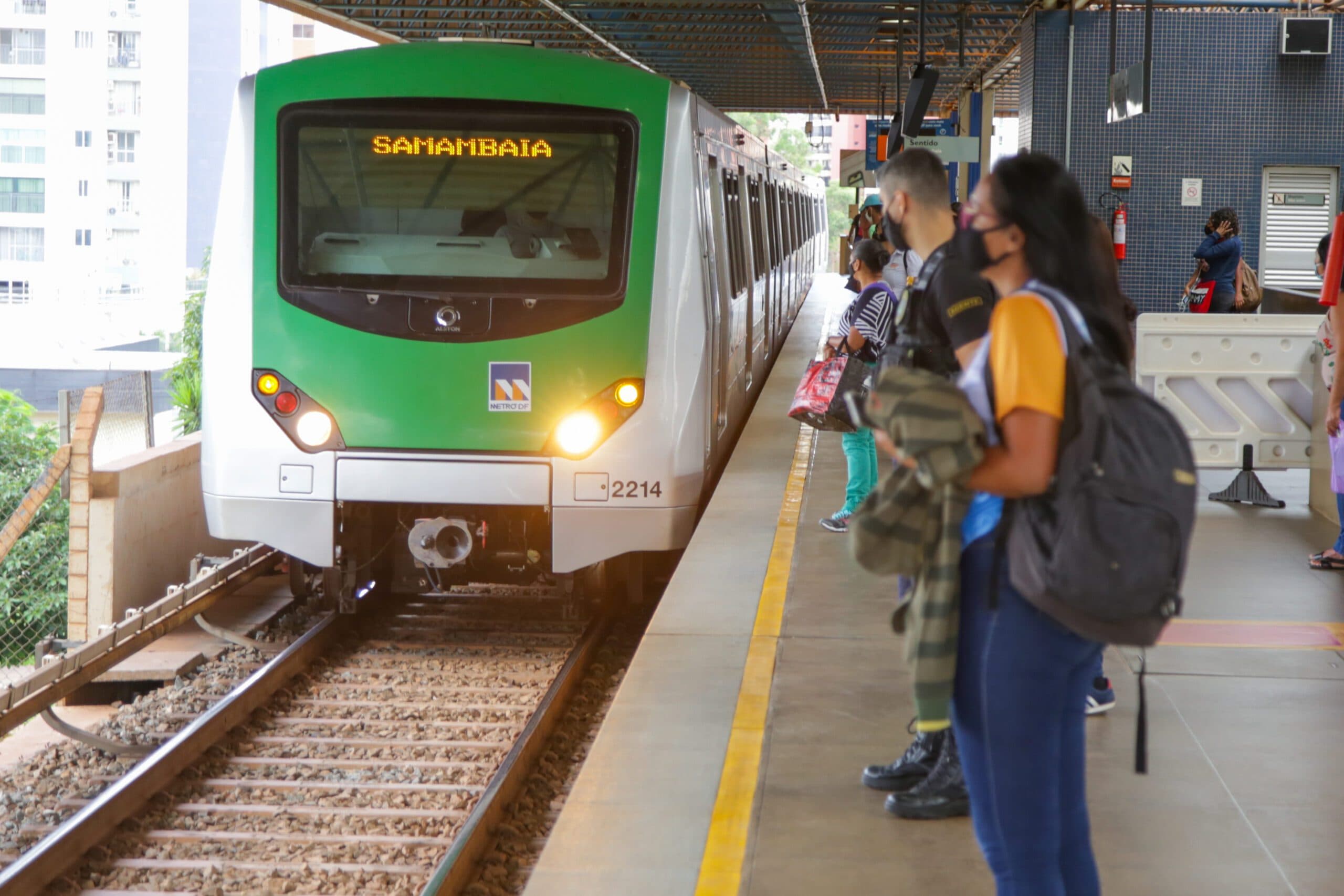 Confira o que abre e o que fecha desta sexta (30) a 1º de janeiro