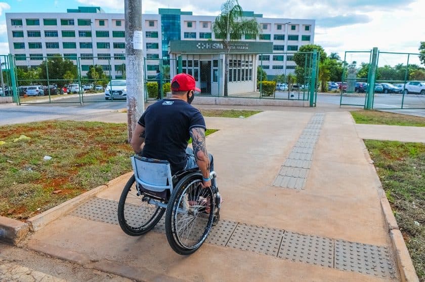 Atuação pelo direito de ir e vir das pessoas com deficiência