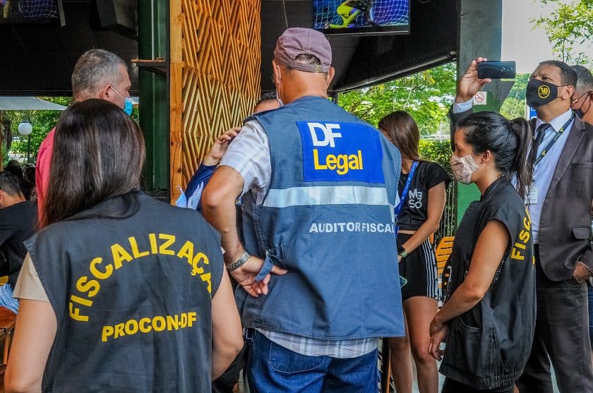Força-tarefa de Carnaval interditou 86 estabelecimentos em cinco dias