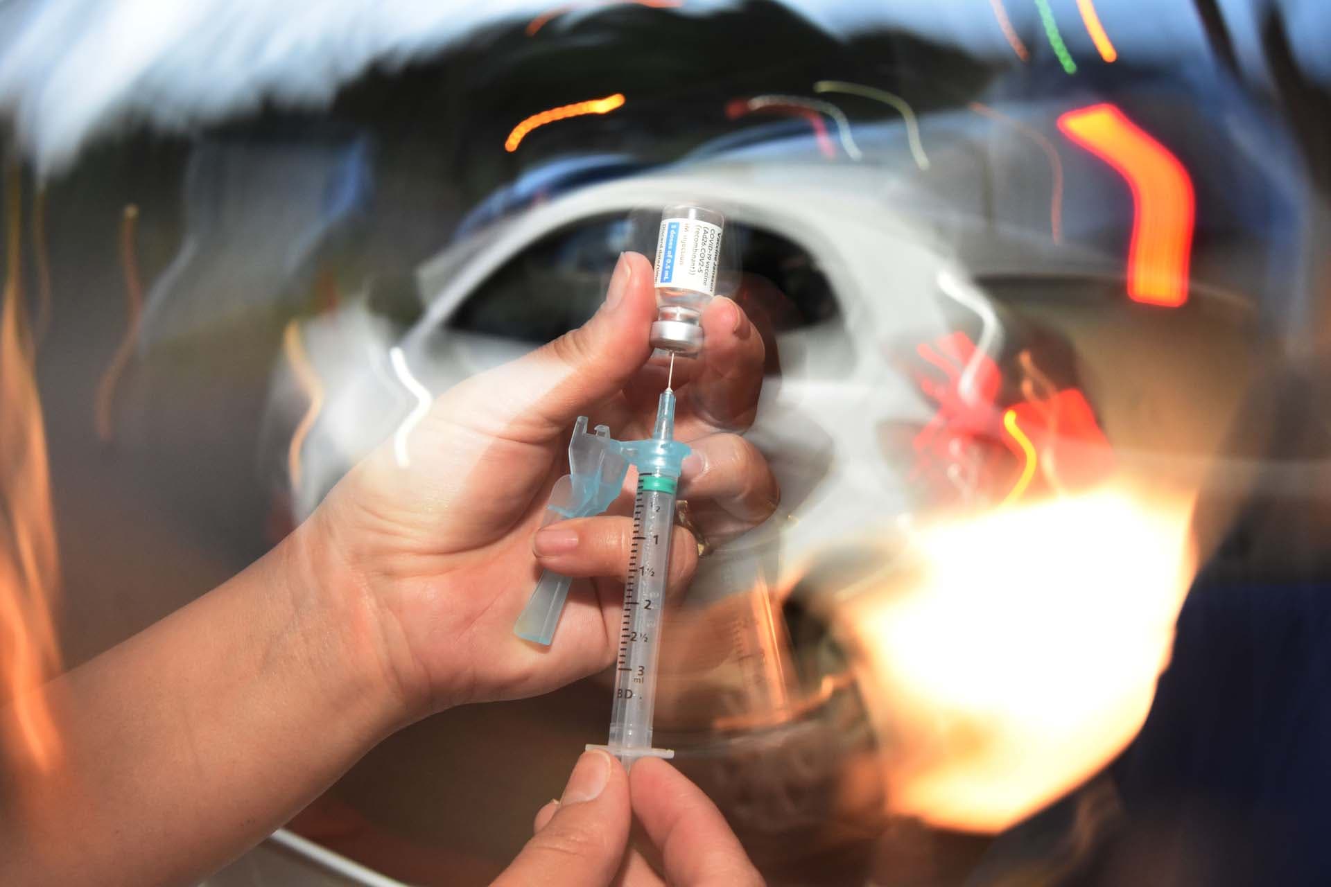 DF comemora 1 milhão de doses de reforço aplicadas