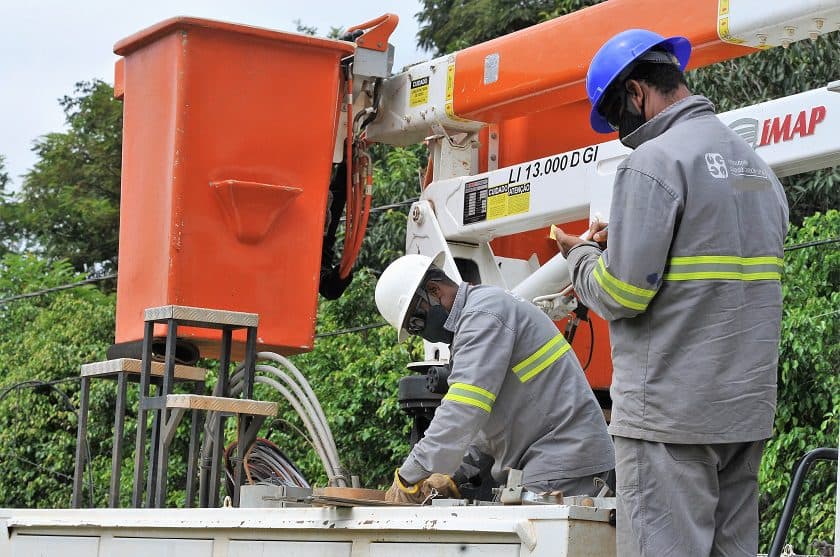 Confira onde faltará energia nesta sexta (11) para serviços na rede