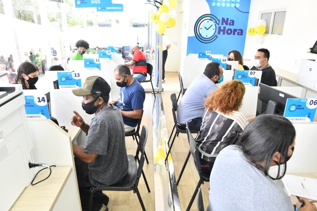 Inaugurada unidade móvel do Na Hora Mais Perto do Cidadão