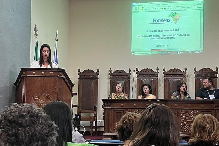 GDF participa de encontro nacional de secretários da assistência social