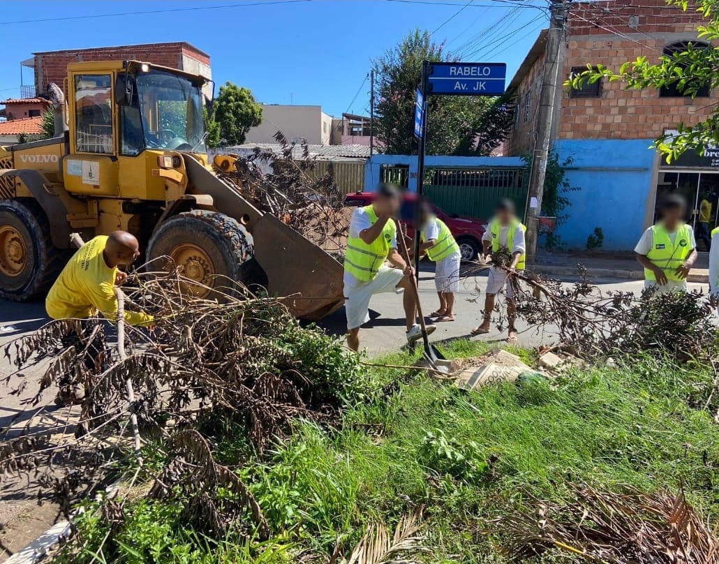 Manutenções e limpeza preparam Vila Planalto para seu 66º aniversário